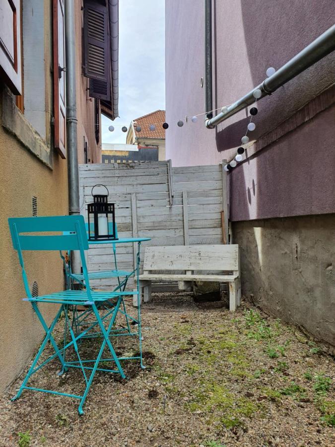 Appartement Industriel Avec Petite Terrasse Белфор Екстериор снимка