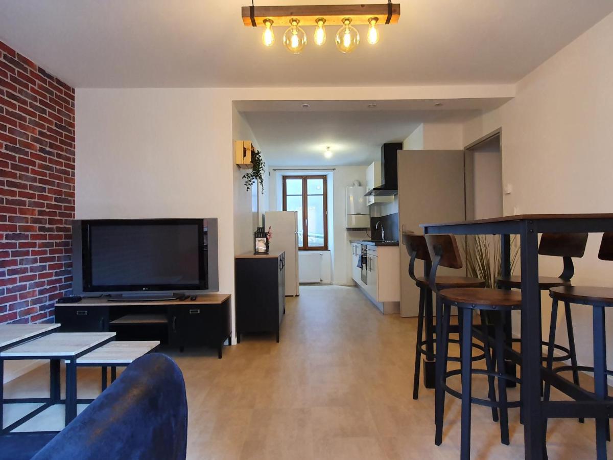 Appartement Industriel Avec Petite Terrasse Белфор Екстериор снимка