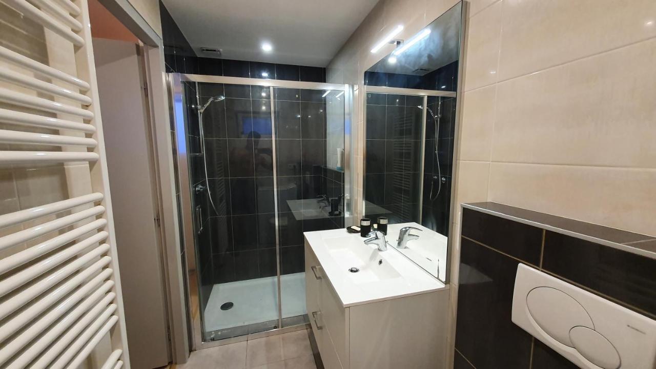 Appartement Industriel Avec Petite Terrasse Белфор Екстериор снимка